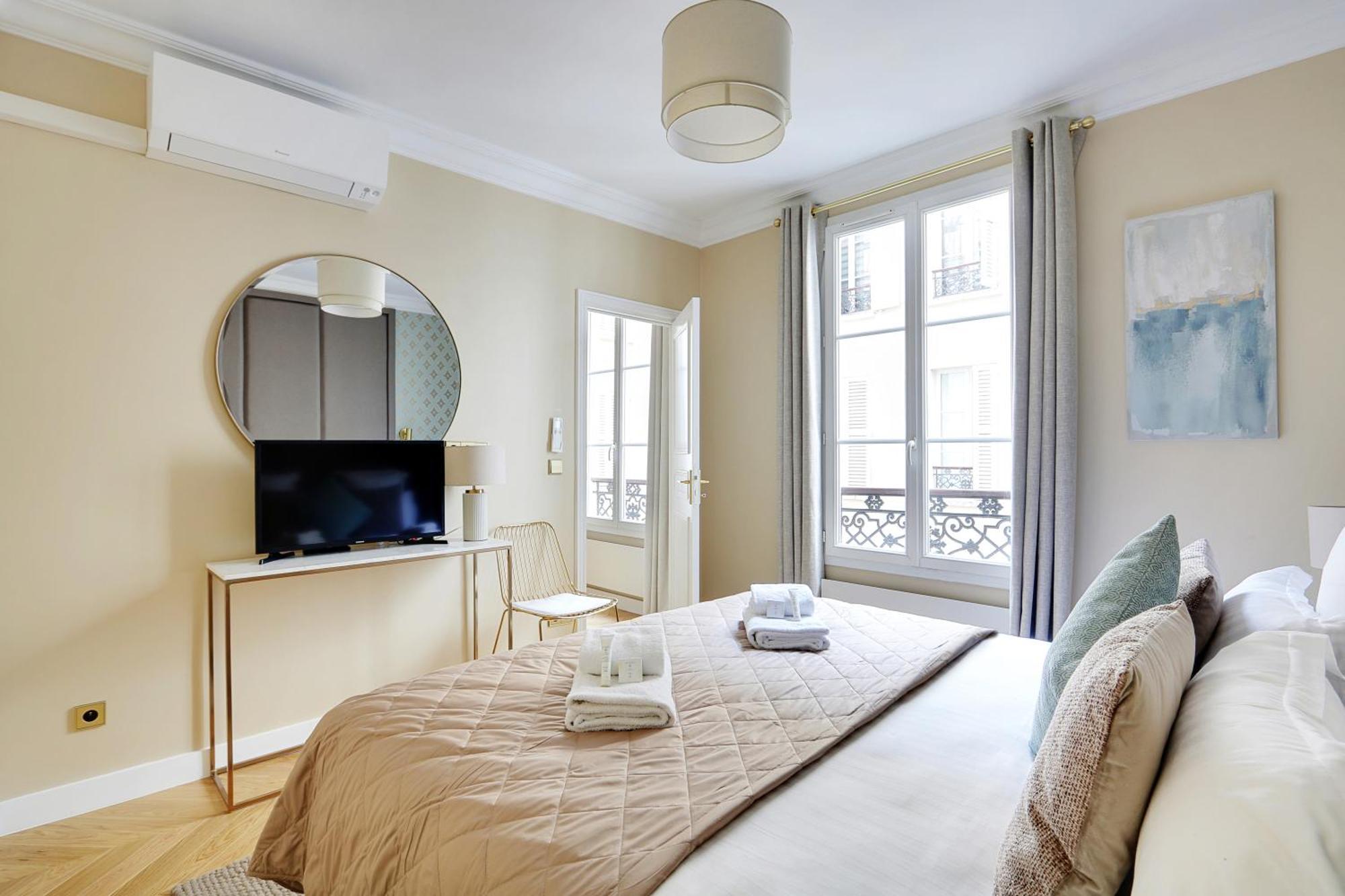 Pick A Flat'S Apartments In Opera Saint Lazarre - Rue De L'Isly Paris Eksteriør billede