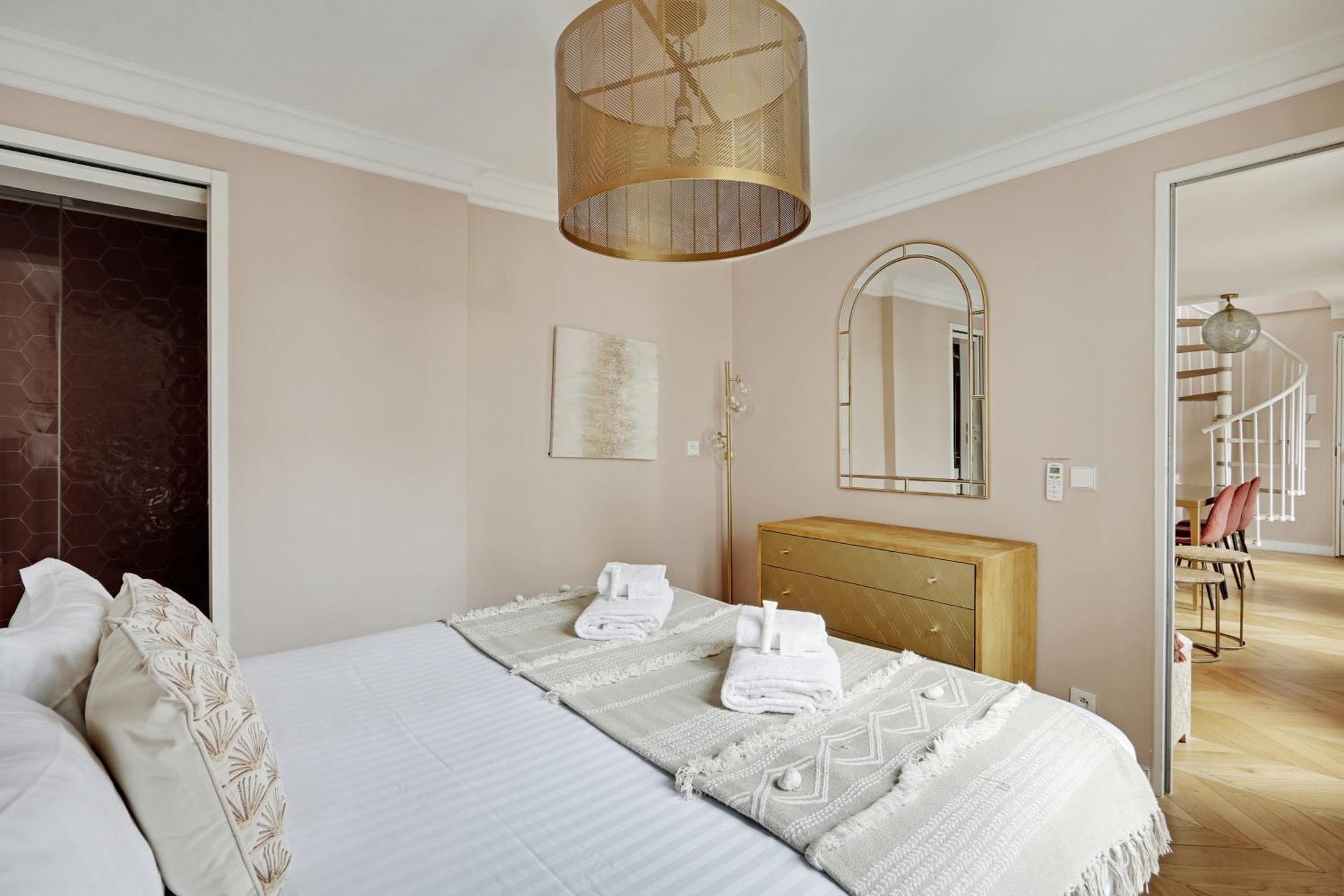 Pick A Flat'S Apartments In Opera Saint Lazarre - Rue De L'Isly Paris Eksteriør billede